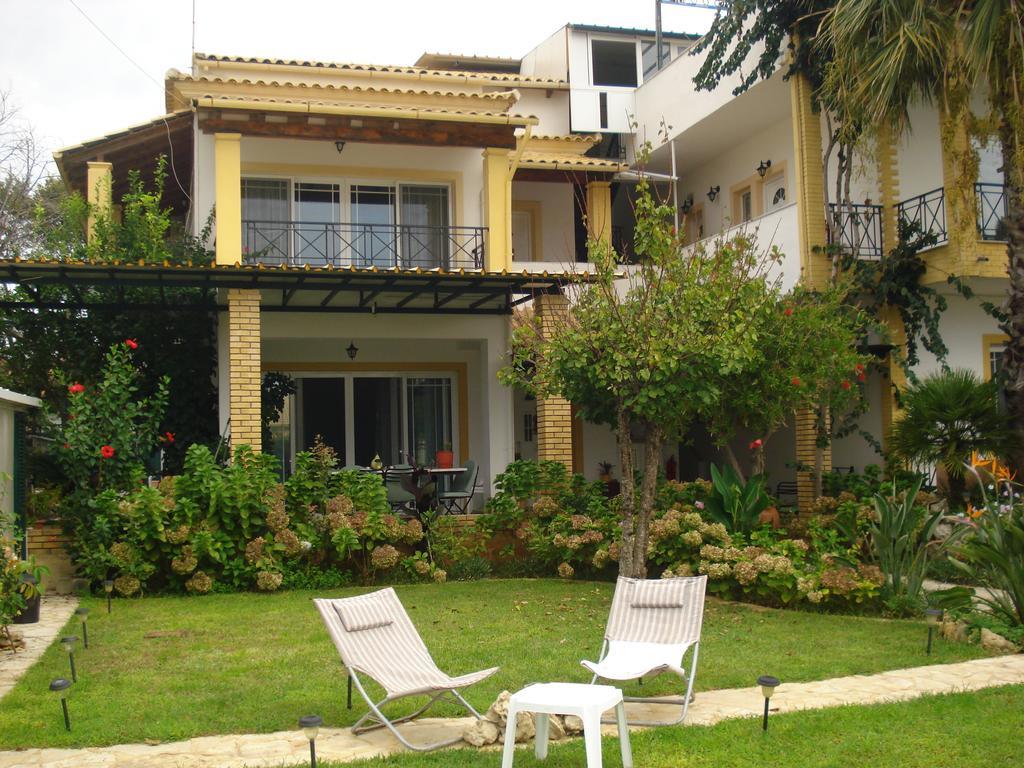 Iron House Apartment Agios Georgios  Ngoại thất bức ảnh